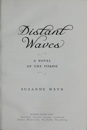 Cover of Distant Waves: A Novel of the Titanic