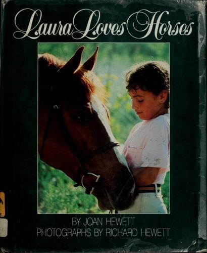 Cover of Laura Loves Horses